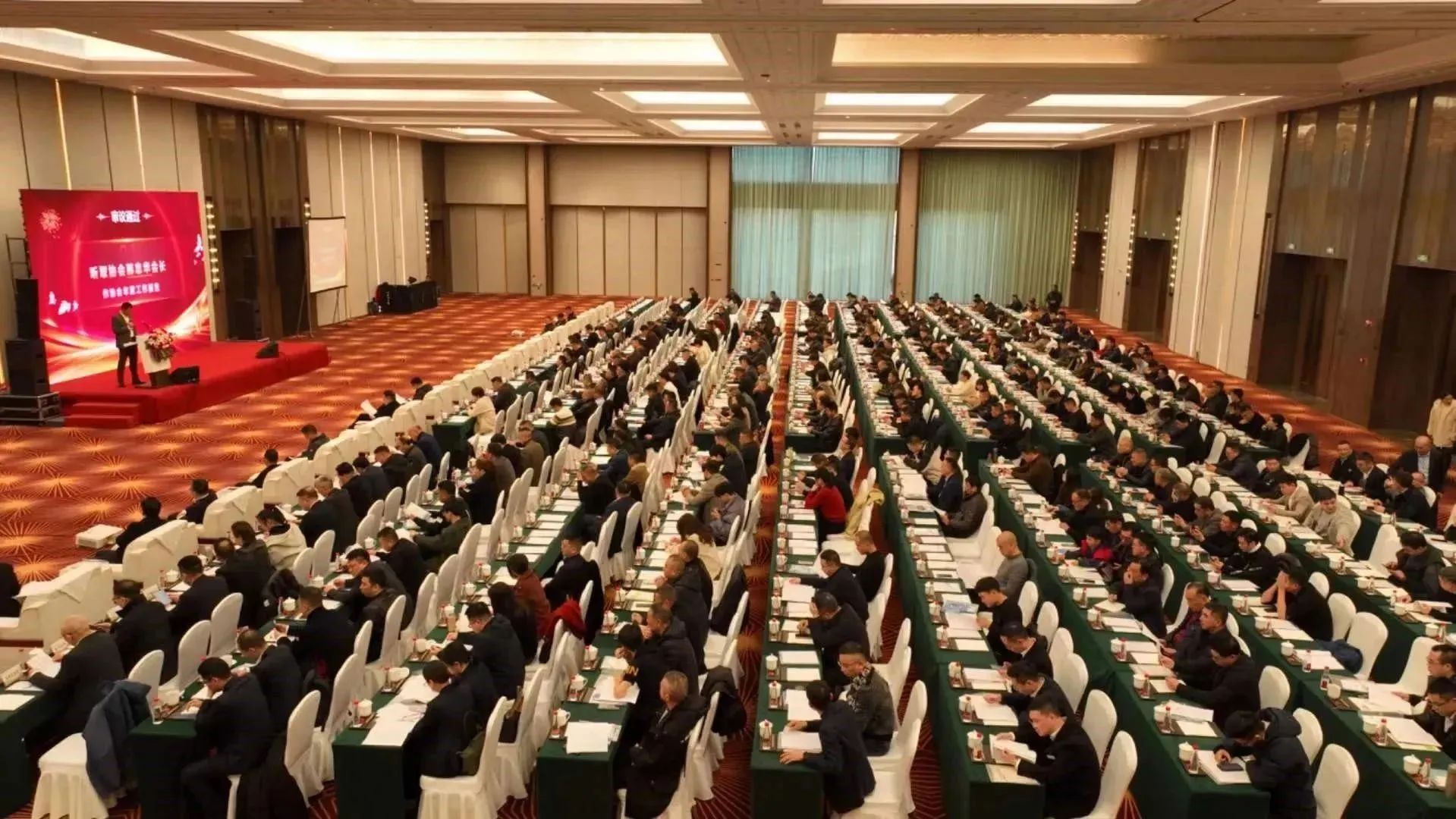 瑞安市汽摩配行业协会第四届三次会员大会现场 瑞安市汽摩配行业协会第四届三次会员大会现场
